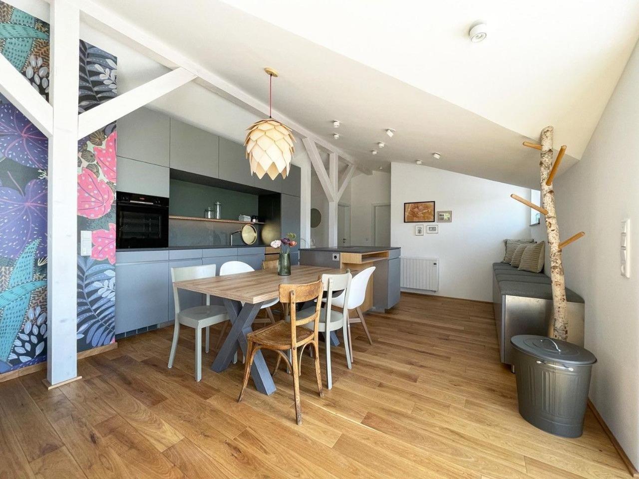 Ferienwohnungen Elsbacher Hof Erbach  ภายนอก รูปภาพ